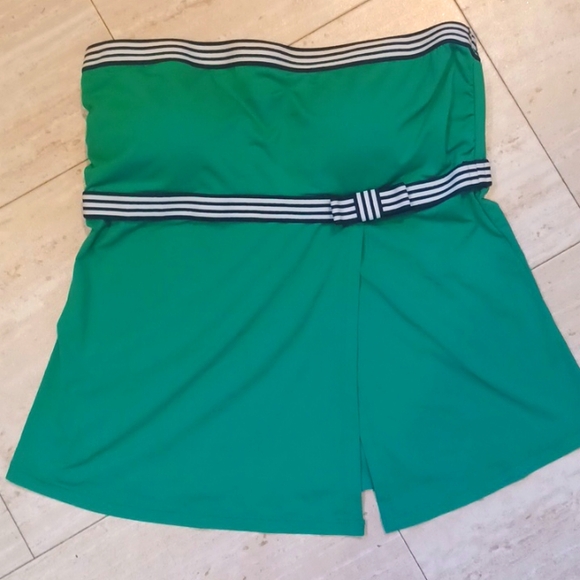 Anne Cole Other - Anne Cole Signature Kelly Green Stylish Strapless Tankini Top